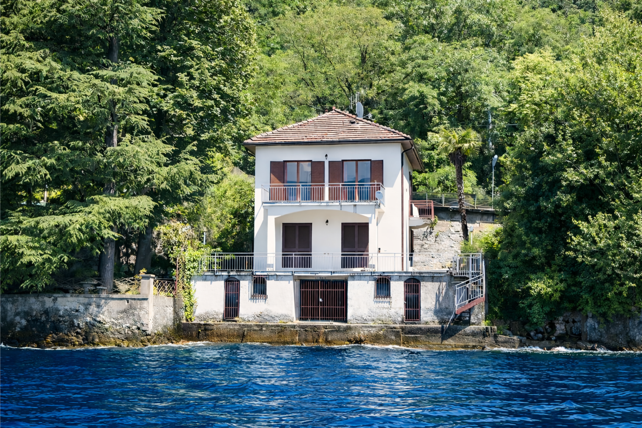 Teilansicht des Hauses mit 2 Wohnungen