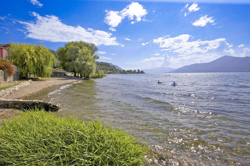 Erfrischende Bademöglichkeiten direkt vor dem Haus