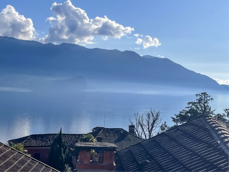 Wunderschöne Sicht auf den See