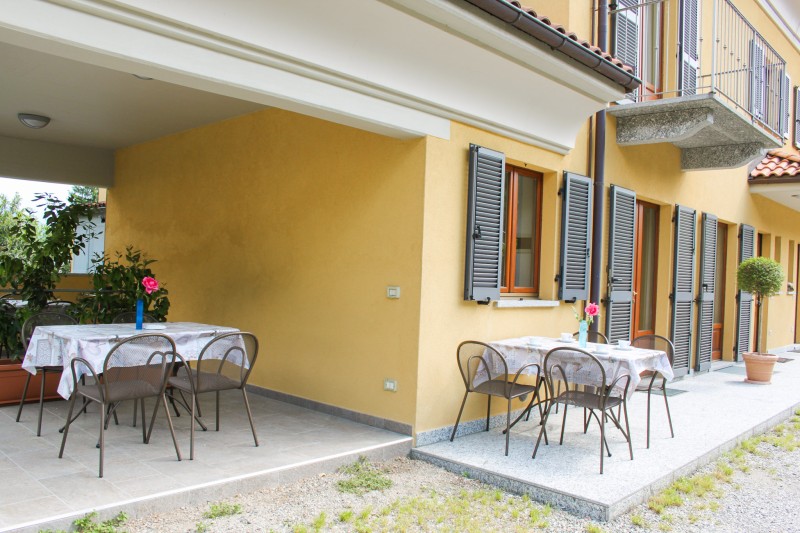 Ca. 4 m² große private Terrasse