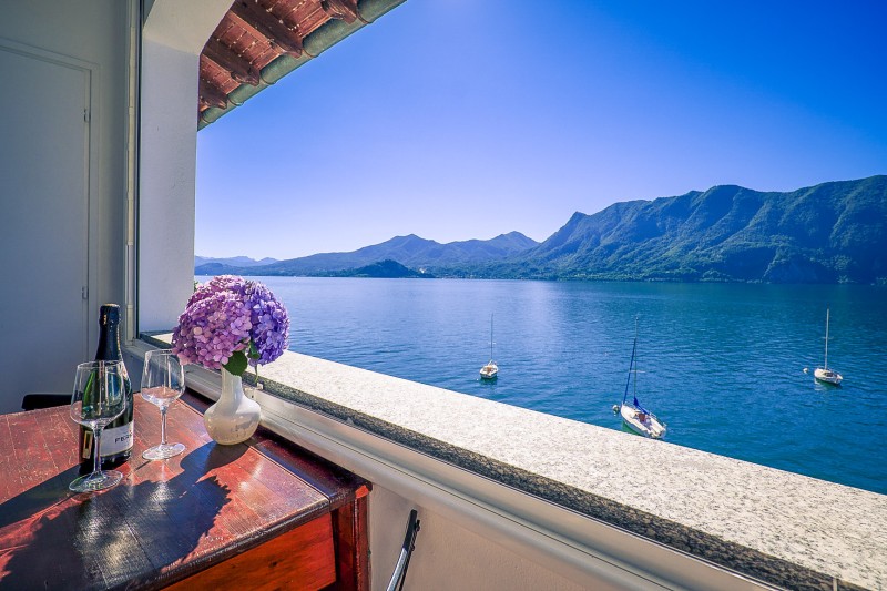Überdachter Balkon