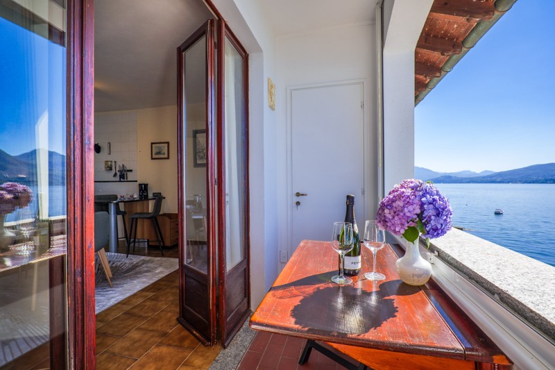 Überdachter Balkon