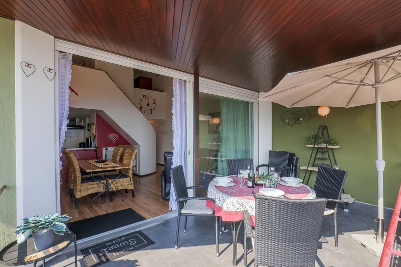 Ca. 15 m² großer, überdachter Balkon