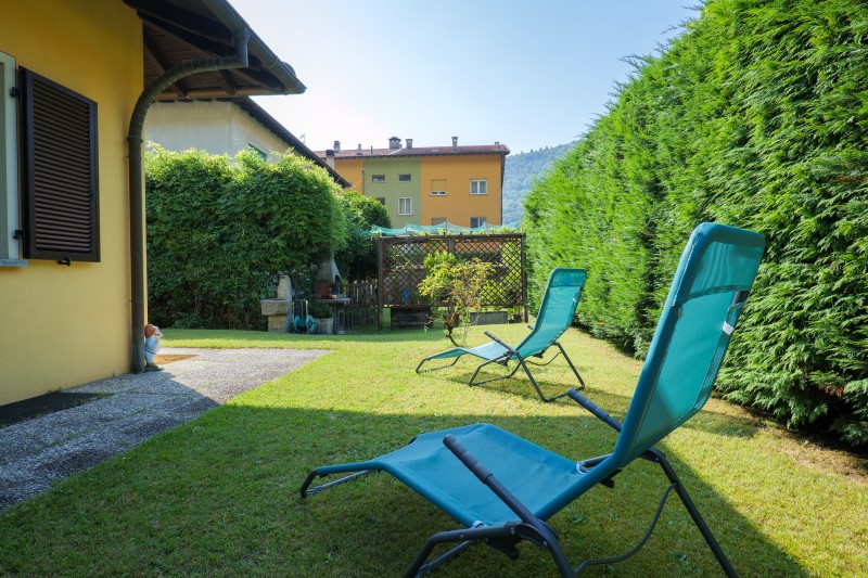 Ca. 200 m² großer Garten mit Barbecue