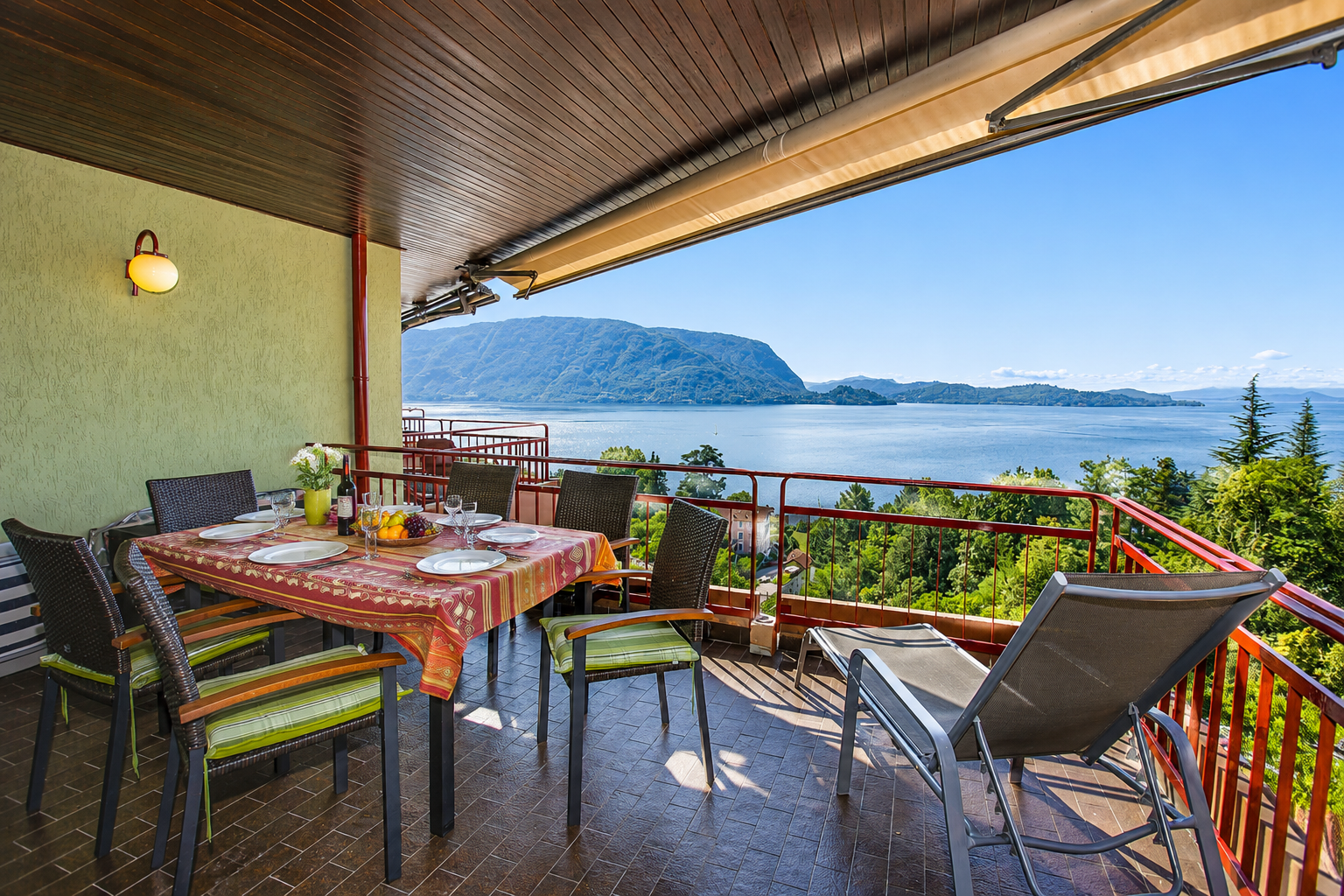 Ca. 20 m² großer Balkon mit...