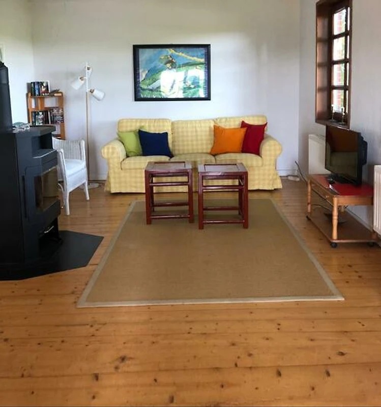 Landhaus Gintoft: Altes Melkerhaus mit Blick über die Ostsee bis nach Dänemark in Alleinlage mit großem Garten